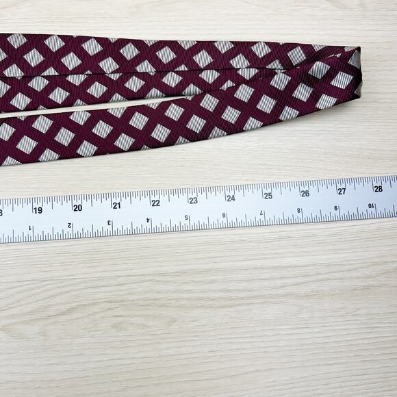 Lauren Ralph Lauren Maroon & Silver Diamond Pattern Neck Tie - Picture 7 of 7